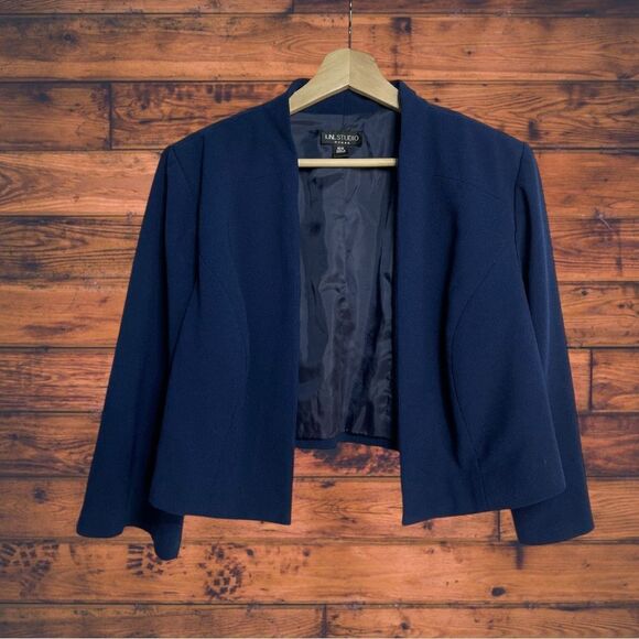 5 for $25🔥I.N. Studio Navy Cropped Blazer Size 16W - Picture 1 of 5